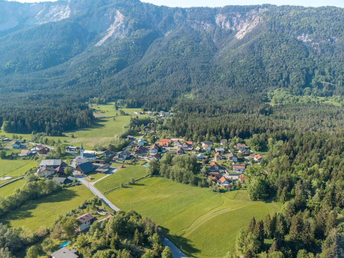 Ferienhaus Auszeit Natur Villach Exterior foto